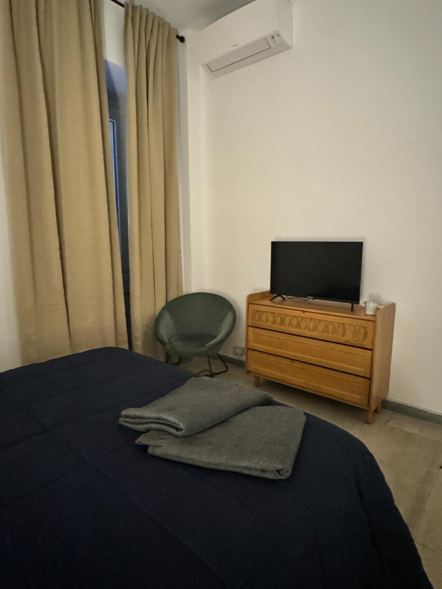 Pietra Apartment,Colosseo Rome Bagian luar foto